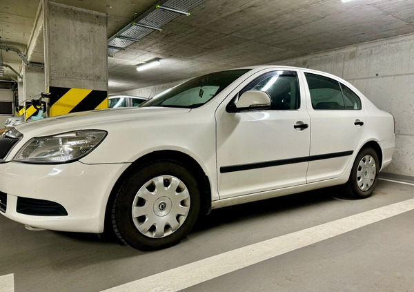 Skoda Octavia cena 13500 przebieg: 333000, rok produkcji 2011 z Bielsko-Biała małe 154